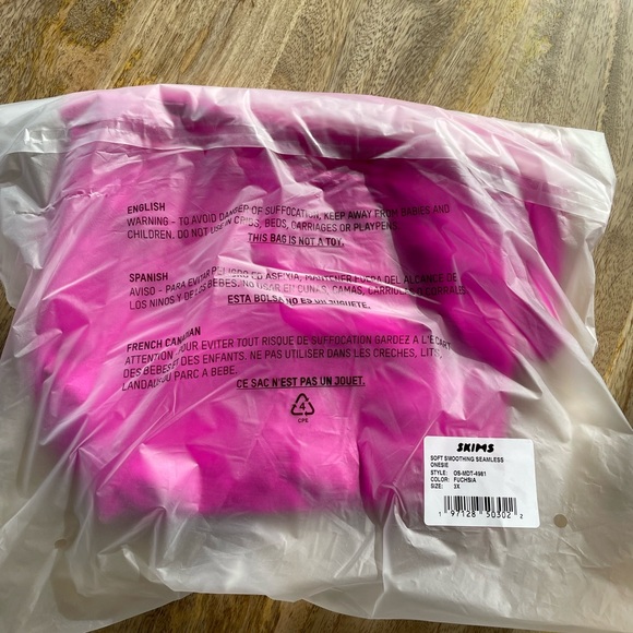 SKIMS soft smoothing seamless cami onesie in fuschia - Picture 3 of 4